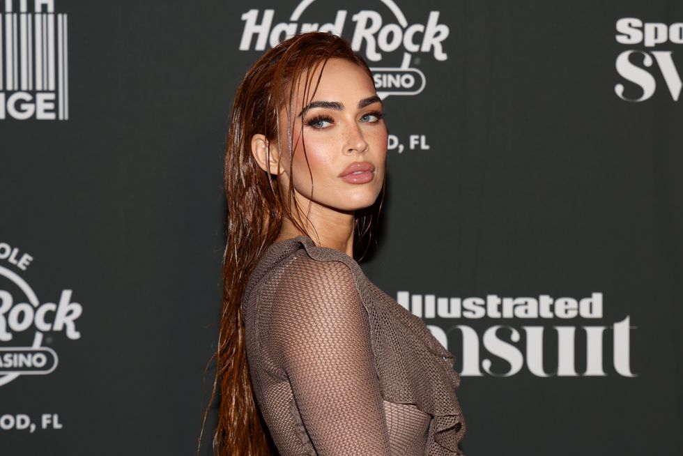 hollywood, florida may 19 megan fox attends the sports illustrated swimsuit 2023 issue release party at the guitar H๏τel at seminole hard rock H๏τel casino on may 19, 2023 in hollywood, florida pH๏τo by alberto tamargogetty images for sports illustrated swimsuit