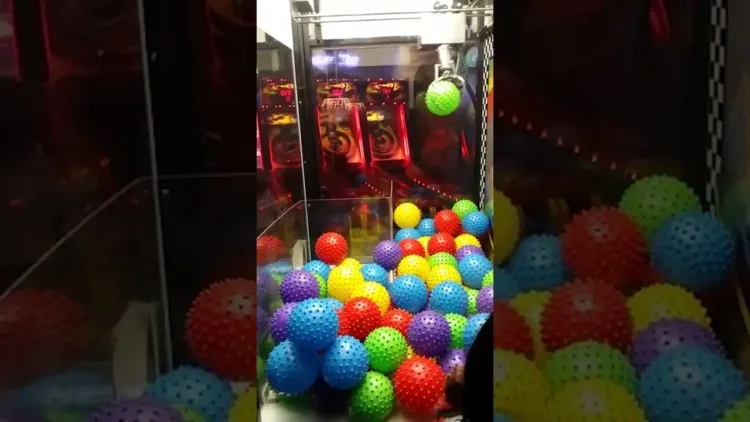 Claw Machine Fail – video