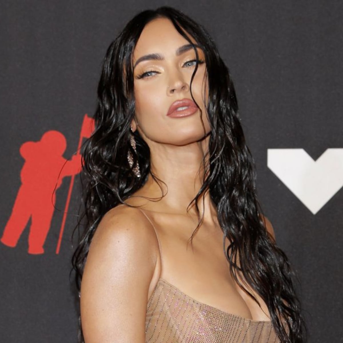 Megan Fox Dazzles With Impressive Naked Dress at MTV VMAs