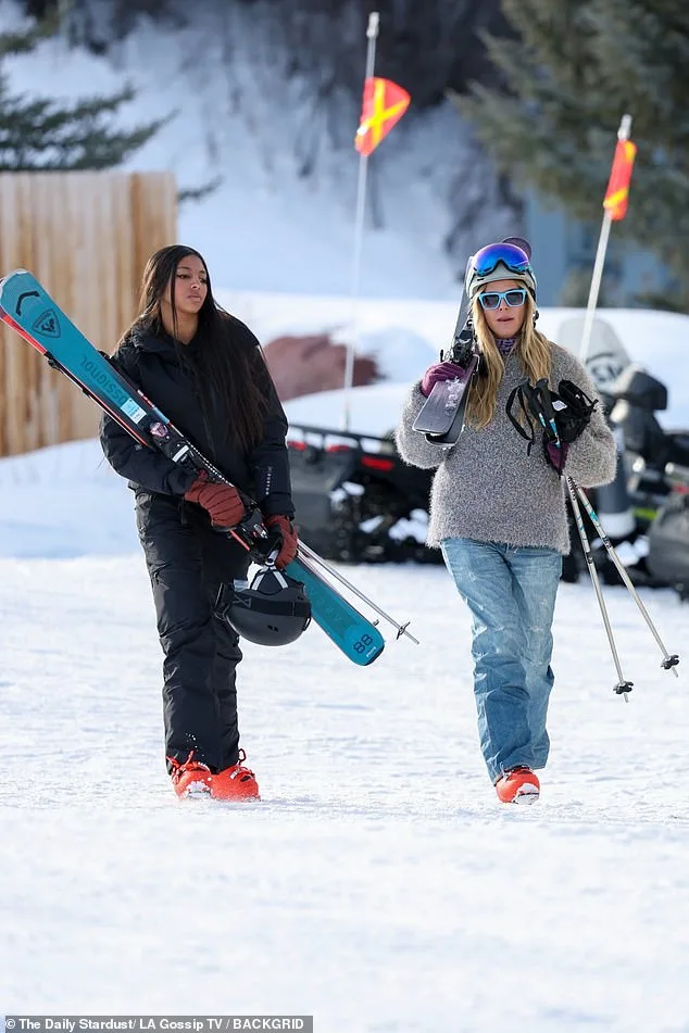 Heidi Klum and Daughters Enjoy a Skiing Trip in Aspen