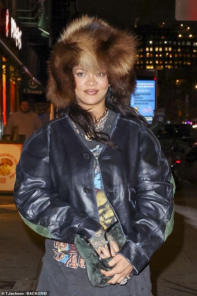 Rihanna's low-key yet stylish ensemble for her shopping spree